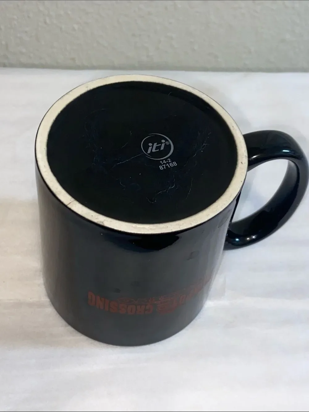 10/$50 !it jeans Black Coffee Mug with Red Jackpot Design